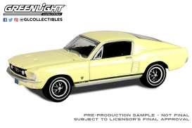 Ford  - Mustang GT 1967 gold - 1:64 - GreenLight - 30504 - gl30504 | Toms Modelautos
