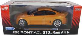 Pontiac  - 2005 orange/black - 1:24 - Welly - 22468SWo - welly22468SWo | Toms Modelautos