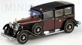 Mercedes Benz  - 1935 black/burgundy - 1:43 - Minichamps - 436034200 - mc436034200 | Toms Modelautos