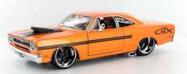 Plymouth  - 1970 orange/grey - 1:24 - Maisto - 31016ogy - mai31016ogy | Toms Modelautos