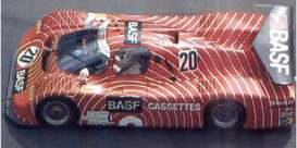 Sauber  - 1982 red - 1:43 - Bizarre - BZ482 | Toms Modelautos