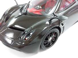 Pagani  - 2013 carbon/black - 1:18 - Motor Max - 79160cbnTDC - mmax79160cbnTDC | Toms Modelautos