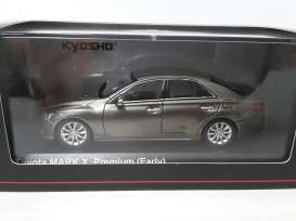 Toyota  - Mark X bronze mica - 1:43 - Kyosho - 3637bz3 - kyo3637bz3 | Toms Modelautos