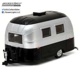Airstream  - Bambi aged silver - 1:24 - GreenLight - 18226 - gl18226 | Toms Modelautos