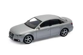 Audi  - 2004 silver - 1:43 - Welly - 44019s - welly44019s | Toms Modelautos