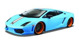 Lamborghini  - light blue - 1:24 - Maisto - 31352lb - mai31352lb | Toms Modelautos