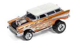 Chevrolet  - 1957 orange metallic/white - 1:64 - Johnny Lightning - SF002A2 - JLSF002A2 | Toms Modelautos