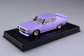 Nissan  - purple - 1:43 - Aoshima - 18047 - abk18047 | Toms Modelautos