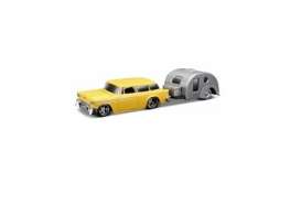 Chevrolet  - Nomad 1955 yellow/grey - 1:64 - Maisto - 11368-15951 - mai11368-15951 | Toms Modelautos