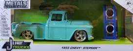 Chevrolet  - Stepside 1955 light blue - 1:24 - Jada Toys - 54027W20 - jada54027W20-2 | Toms Modelautos