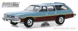 Pontiac  - LeMans Safari 1977 blue-brown - 1:64 - GreenLight - 29970D - gl29970D | Toms Modelautos