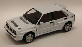 Lancia  - Delta HF Integrale Evo white - 1:18 - Kyosho - 8343w - kyo8343w | Toms Modelautos