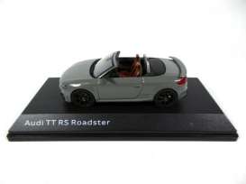 Audi  - TT RS Roadster 2018 grey - 1:43 - Audi - 5011610531 - audi10531TTRSgy | Toms Modelautos