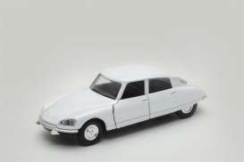 Citroen  - DS23 white - 1:34 - Welly - 43768 - welly43768w | Toms Modelautos
