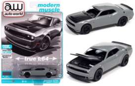 Dodge  - Challenger 2018 grey/black - 1:64 - Auto World - SP068A - AWSP068A | Toms Modelautos