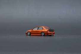 Mitsubishi  - Lancer Evolution VII 2001 custom orange/black - 1:64 - BM Creations - 64B0130 - BM64B0130rhd | Toms Modelautos