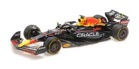 Oracle Red Bull Racing  - RB18 2022 blue/yellow/red - 1:18 - Minichamps - 110221601 - mc110221601 | Toms Modelautos