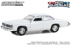 Pontiac  - LeMans 1976 white - 1:64 - GreenLight - 43014 - gl43014 | Toms Modelautos