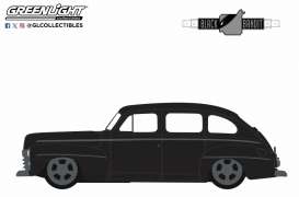 Ford  - Fordor  1948 black - 1:64 - GreenLight - 28150A - gl28150A | Toms Modelautos